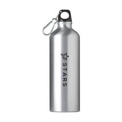 Sølv vvandflaske i aluminium med højglans finish, skruelåg i plast med nøglering og karabinhage i metal med tryk eller gravering