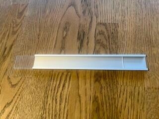 Aluprofil 200 x 25 mm for dymotape - sort eller aluminium - med tape bagpå