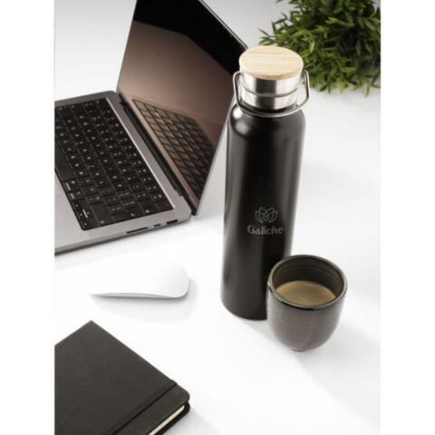 Nordvik RCS genbrugsmetal - 750 ml. vandflaske - dobbeltvægget - inkl. lasergraveret logo på låget