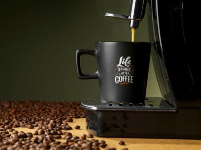 Calvin Mug Black 290 ml, med lasergravering