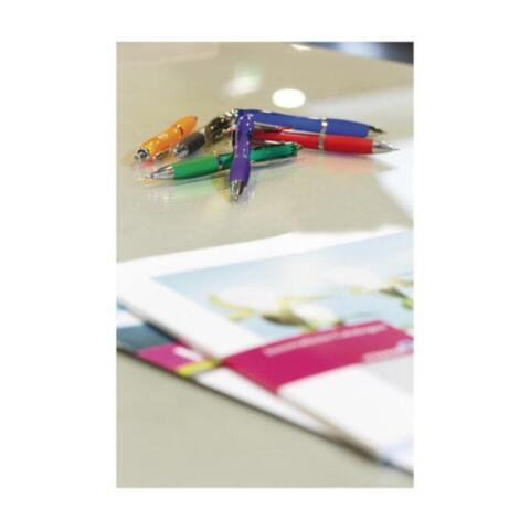 Billig plastpen med logotryk,