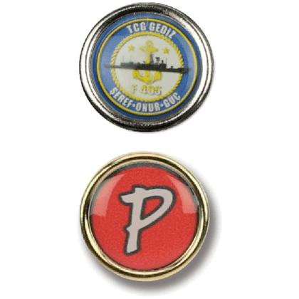 Smart pin / emblem med pin-lås og overflade lavet med "doming". Leveres med pin-lukning. Str.: Ø 20 mm. Logo str.: Ø 17 mm.