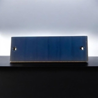 Bruneret messingnavneskilt 127 x 45 x 5 mm med egen tekst - graveret